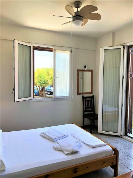 Mythos Suites-Apollo Apartment Μεθώνη Εξωτερικό φωτογραφία
